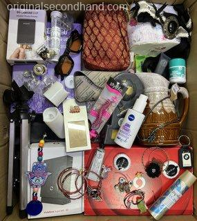 Used Bric-a-Brac Wholesale from England